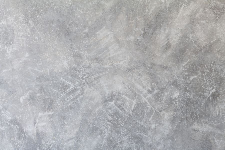 Betonoptik in kühlem Grau mit feiner Spachtelstruktur